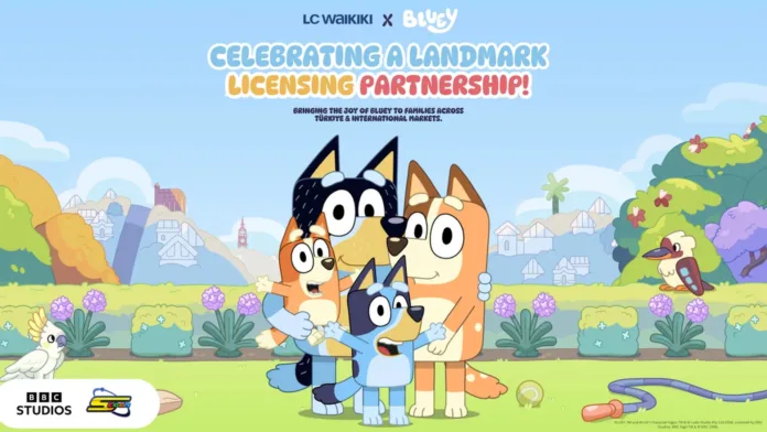 شخصيات عائلة Bluey مع شعار LC Waikiki والإعلان عن شراكة المنتجات المرخّصة في تركيا