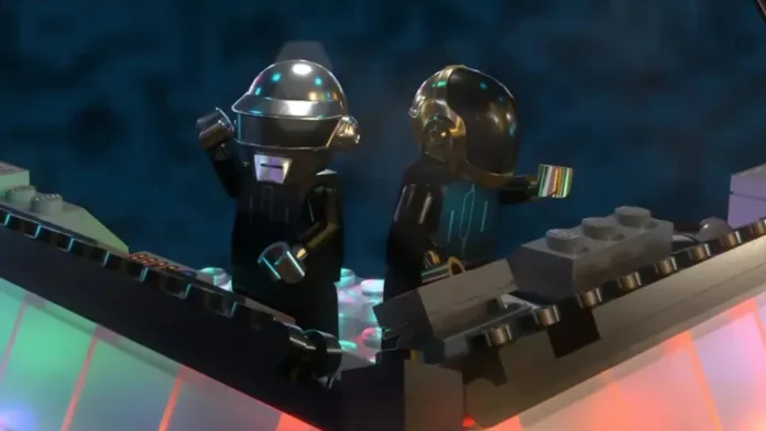 تصميم LEGO Ideas المستوحى من مسرح Daft Punk الهرمي في جولة Alive 2007